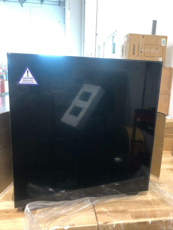 Photo 4 of NZXT H7 - CM-H71BB-01 - ATX Mid Tower PC Gaming Case - Front I/O USB Type-C Port - Quick-Release Tempered Glass Side Panel - Black H7 non RGB fan Black