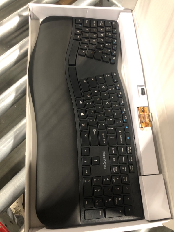 Photo 2 of Pro Fit Ergo K75401US Wireless Keyboard