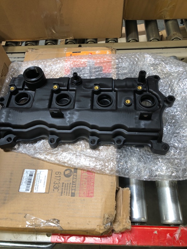 Photo 3 of 13264JG30C Engine Valve Cover with Gasket Replacement for Nissan Rogue 2.5L L4 DOHC 2008-12