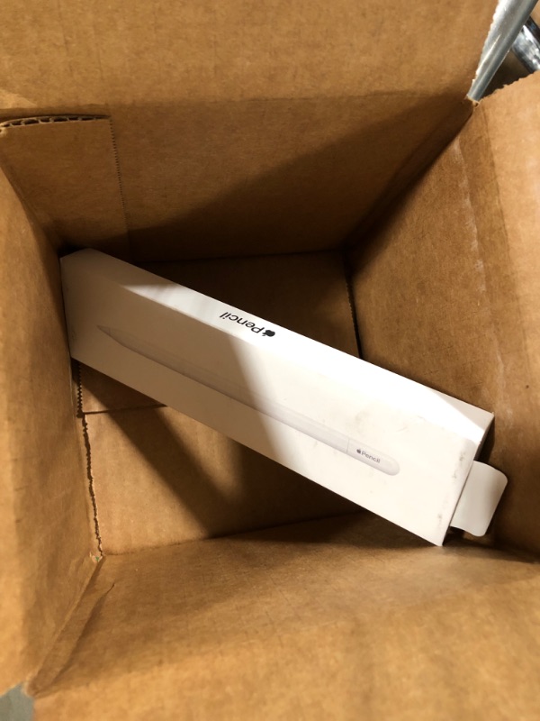 Photo 3 of Apple Pencil (USB-C)