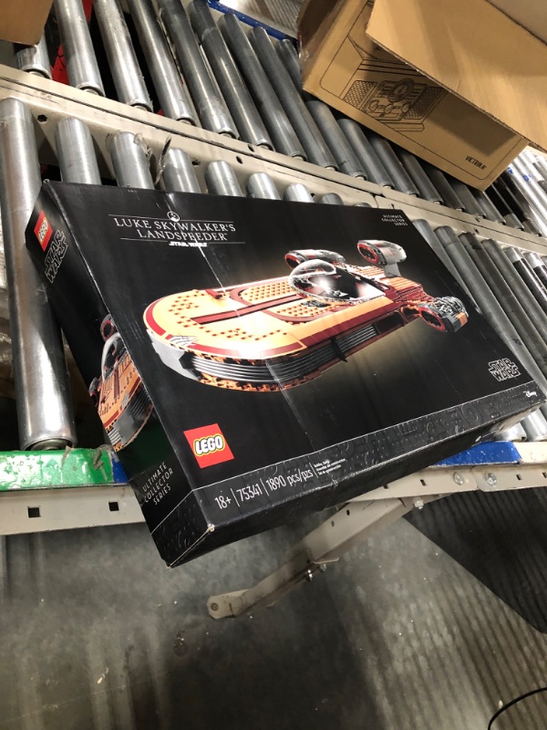 Photo 2 of LEGO Star Wars Luke Skywalker’s Landspeeder 75341 Collectible Building Display Set for Adult Fans of Star Wars (1,890 Pieces) FrustrationFree Packaging