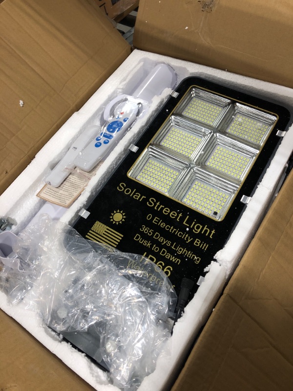 Photo 1 of 500W LED Solar Street Light Outdoor, 20000LM Dusk to Dawn Solar Parking Lot Lights with Light Sensor & Remote, IP66 Waterproof Solar Security Led Flood Lights for Yard, Garden, Basketball Court Style-2