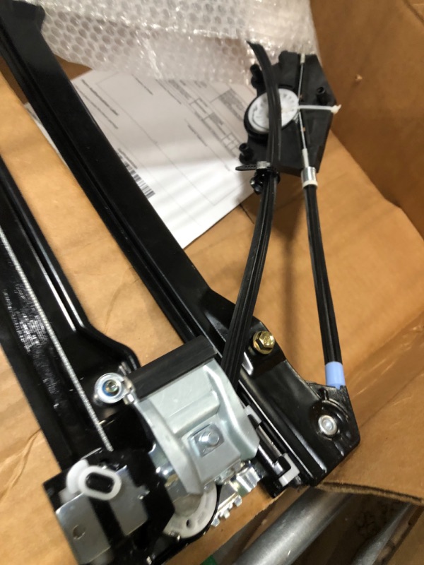 Photo 3 of Front right passenger side power window regulator for Volkswagen Bettle 1998-2010 Hatchback