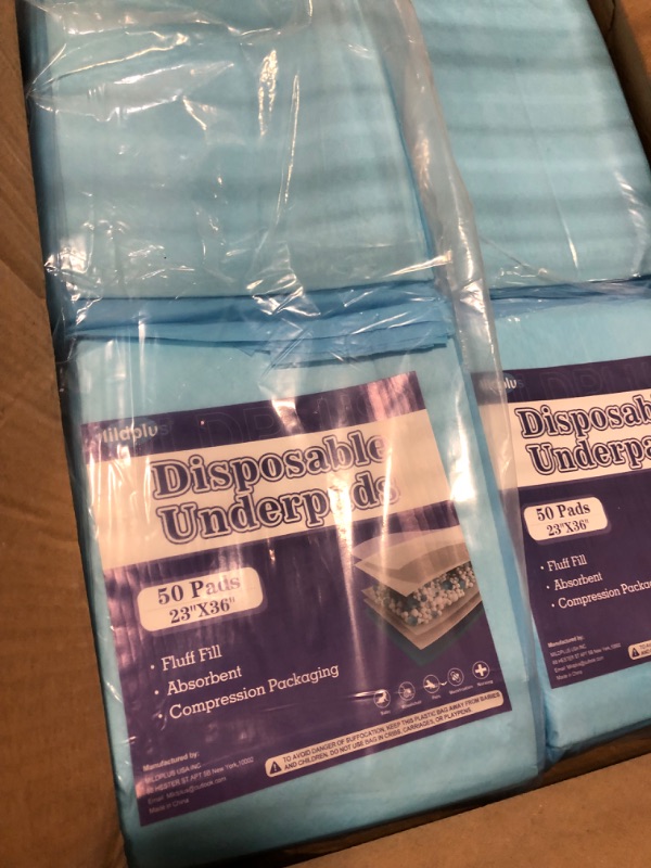 Photo 4 of 100 pack ) 23.5"x35.5" (60x90cm) Quick-Dry Dog and Puppy Toilet Training Pads - Ultra Absorbent Pet Pee Pads - with Leak-Proof Moisture Locking Technology - for Extra Large Dogs, Cats, and Rabbits 23.5"*35.5" 100