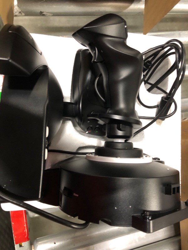 Photo 1 of Thrustmaster T-Flight Hotas One (XBOX Series X/S & XOne and Windows)