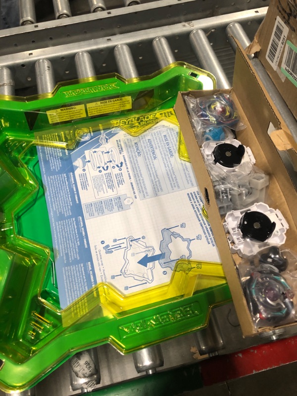 Photo 1 of BEYBLADE Burst Evolution Star Storm Battle Set (Amazon Exclusive)
