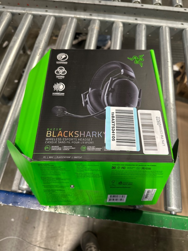 Photo 1 of Razer BlackShark V2 Pro Wireless Gaming Headset: THX 7.1 Spatial Surround Sound - 50mm Drivers - Detachable Mic - for PC, PS5, PS4, Switch, Black Classic Black