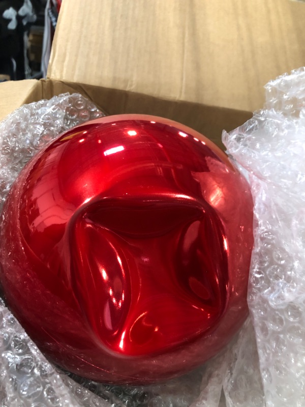 Photo 3 of 6 Pcs Large Christmas Ball Ornaments Giant Commercial Grade Plastic Christmas Ball Hanging Decorations 8" (200 Mm) for Outdoor Holiday Party Decorations Christmas Tree (Red, Green, Silver, Gold,Purple,Blue)