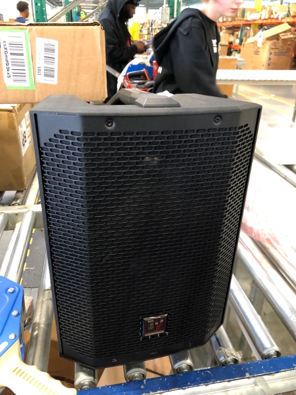 Photo 2 of Electro-Voice EVERSE 8 8" 2-Way Battery Powered Loudspeaker with Bluetooth, Automatic Feedback Suppression, and Music Ducking, Black Black Loudspeaker