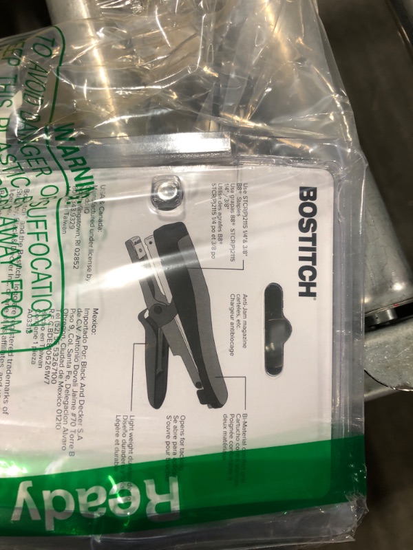 Photo 3 of BOSTITCH B8 Xtreme-Duty Plier Stapler