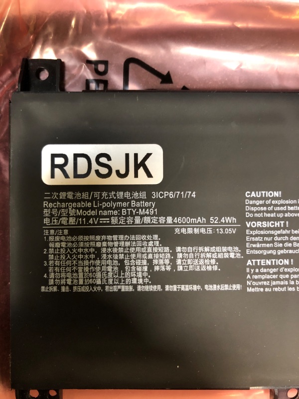 Photo 4 of BTY-M491 Laptop Battery Compatible with MSI Modern 15 A10M A10M-028DE A10RAS A10RAS-076FR A10RB A10RB-041TW A10RD A11M A11SB A4M A4MW Summit B15 A11M Stealth 15M Series 11.4V 52.4Wh (White Connector)