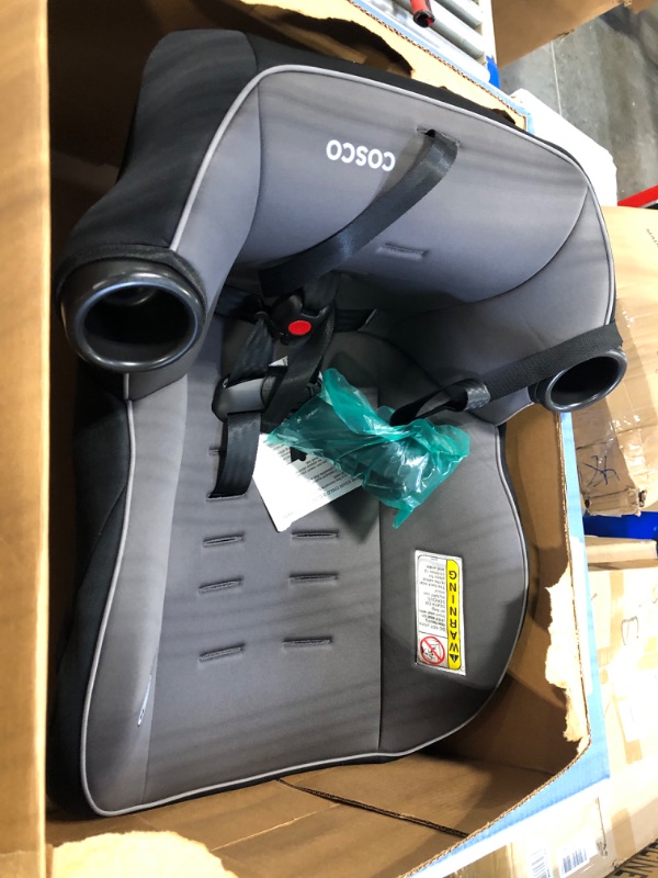 Photo 3 of Cosco Onlook 2-in-1 Convertible Car Seat, Rear-Facing 5-40 pounds and Forward-Facing 22-40 pounds and up to 43 inches, Black Arrows