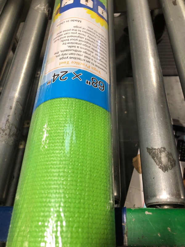 Photo 1 of  3 mm Thick Yoga Mat Exercise Workout Mat Non Slip Fitness Yoga Pad for Women Gym Home Yoga (green)