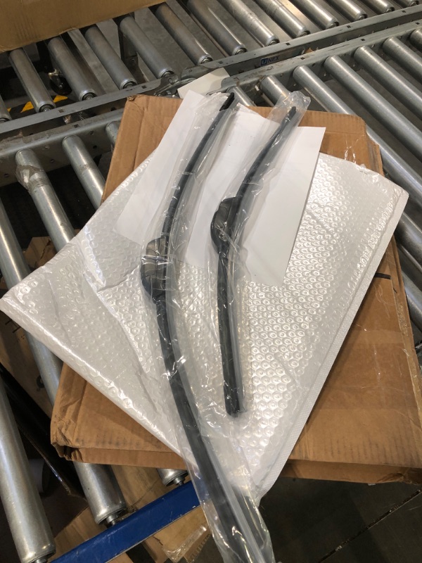 Photo 1 of 26 inch+19 inch Windshield wipers blade for 26''+19'',Replacement for Toyota Prius 2015-2010,Toyota Prius-V 2019-2012,Sienna 2009-2004,Honda Accord 2017-2008,Subaru Legacy 14-10,Outback 14-10 wipers 26''+19''?2619? Front Windshield Wiper Blades Set