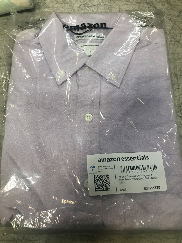 Photo 2 of Amazon Essentials Men's Regular-Fit Short-Sleeve Pocket Oxford Shirt Small Lavender