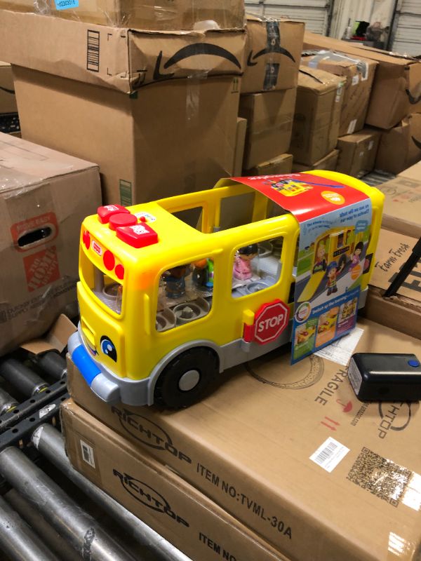 Photo 1 of Fisher-Price Little People Toddler Learning Toy Big Yellow School Bus With Lights Sounds & Smart Stages, 4 Figures, Ages 1+ Years Big School Bus