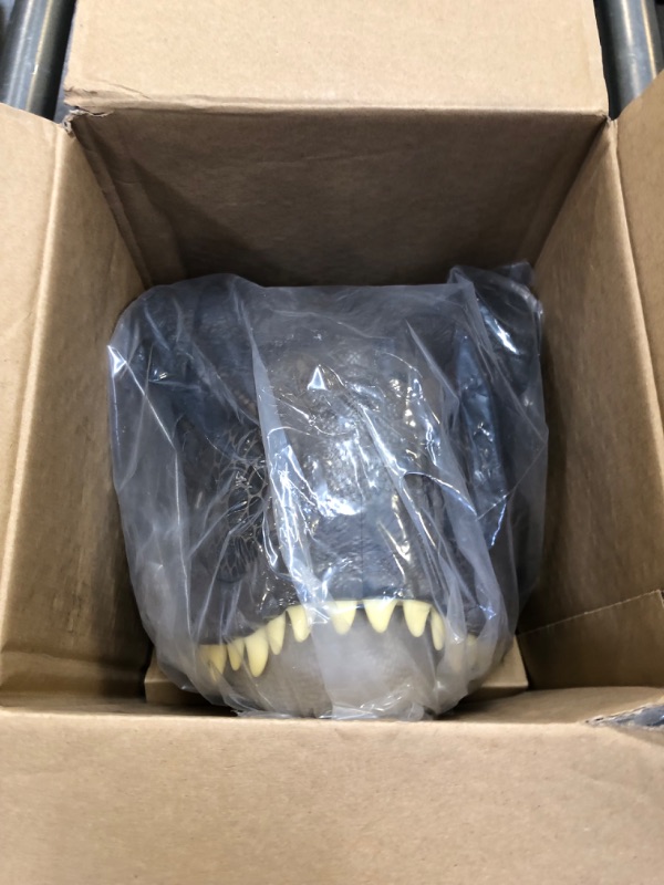 Photo 2 of ?Jurassic World Dominion Dinosaur Mask Tyrannosaurus Rex Chomp N Roar with Motion and Sounds, T Rex Costume for Kids Role-Play ???? Frustration Free Packaging