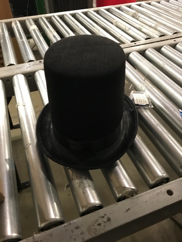 Photo 1 of BLACK TOP HAT 