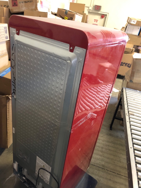 Photo 3 of  Its been used and it smell  it works---Galanz GLR12TRDEFR Refrigerator, Dual Door Fridge, Adjustable Electrical Thermostat Control with Top Mount Freezer Compartment, Retro Red, 12.0 Cu Ft