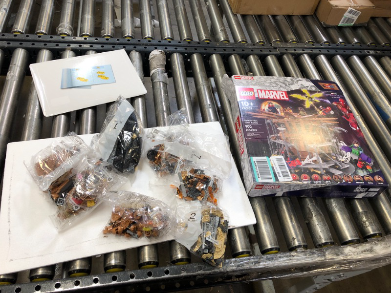 Photo 2 of LEGO Marvel Spider-Man Final Battle 76261 Building Toy Set, Marvel Collectible Based on The Climax of The Spider-Man: No Way Home Movie, Multiverse Marvel Playset with 3 Versions of Spider-Man Standard Packaging - missing pieces 