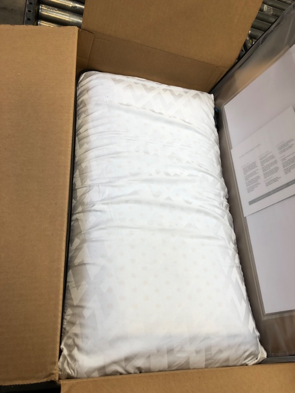 Photo 2 of Z ZONED GEL DOUGH Gel-Infused Memory Foam Bed Pillow - 5-year Warranty - Queen - Low Loft Queen Low Loft