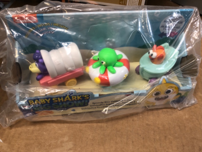 Photo 2 of Baby Shark's Big Show! Speedy Sea Vehicle 3-Pack - William, Vola & Chucks