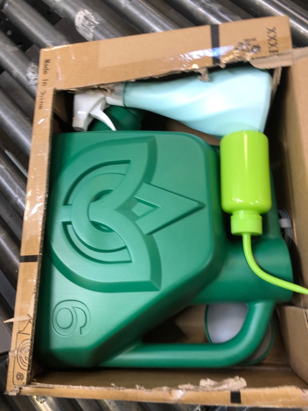 Photo 1 of 6L GREEN WATERING CAN 