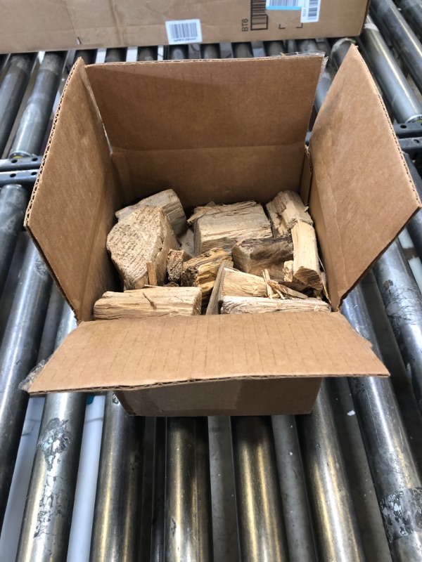 Photo 2 of Camerons All Natural Maple Wood Chips for Smoker - 420 Cu. In. Box, Approx 5 Pounds - Kiln Dried Coarse Cut BBQ Grill Wood Chips for Smoking Meat - Barbecue Smoker Accessories - Grilling Gifts for Men
