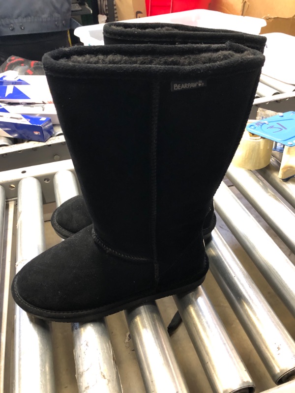 Photo 1 of BEARPAW BOOTS BLACK SIZE 9