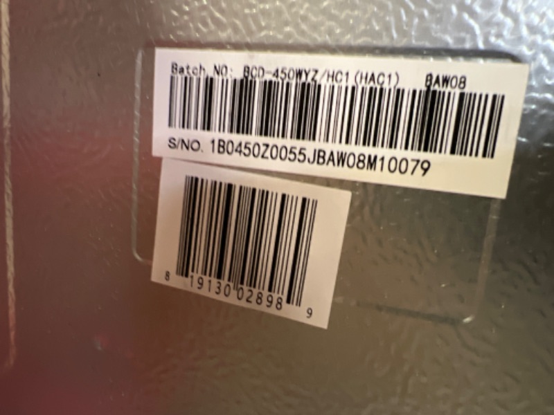 Photo 8 of Hisense 17.1-cu ft Counter-depth Bottom-Freezer Refrigerator (Stainless Steel) ENERGY STAR
