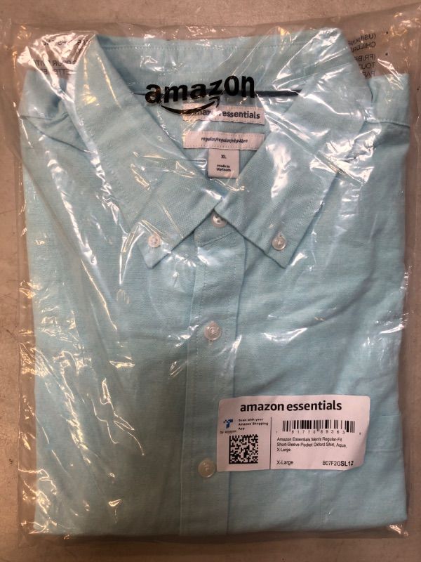 Photo 2 of Amazon Essentials Men's Regular-Fit Short-Sleeve Pocket Oxford Shirt X-Large Aqua Blue