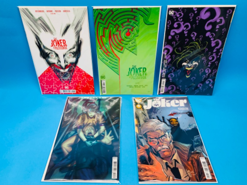 Photo 1 of 625042…5 Joker comics in plastic sleeves 