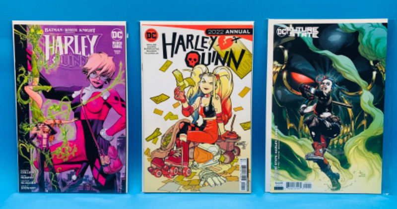 Photo 1 of 625092…3 Harley Quinn  comics in plastic sleeves 