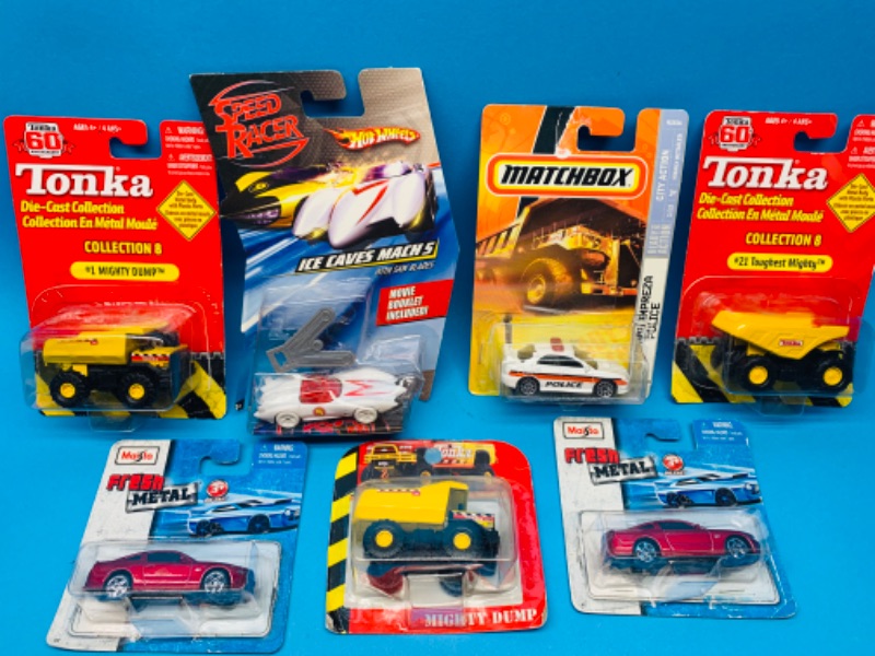 Photo 1 of 625141…damaged packages- 7 die cast cars 