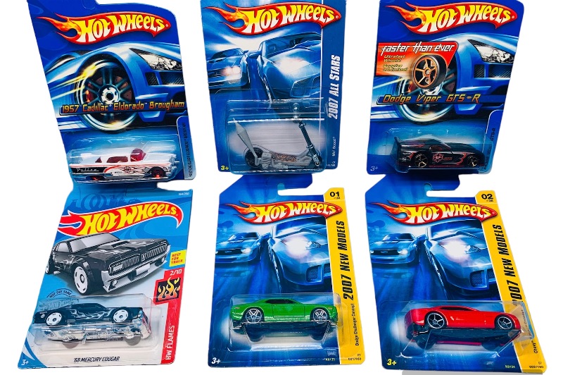 Photo 1 of 625173…6  hot wheels die cast cars 