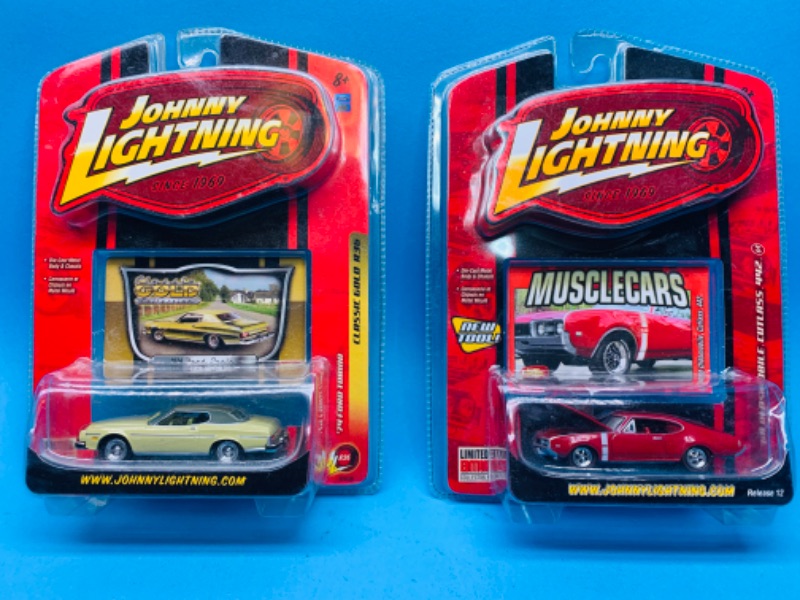 Photo 1 of 625174…2 Johnny Lightning die cast muscle cars 