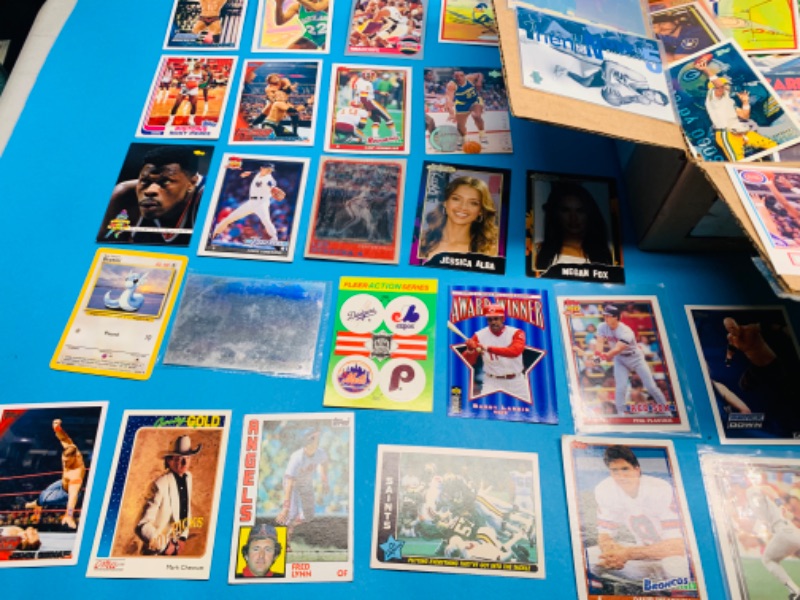 Photo 5 of 625179…600 + misc sports and trading cards in a box 