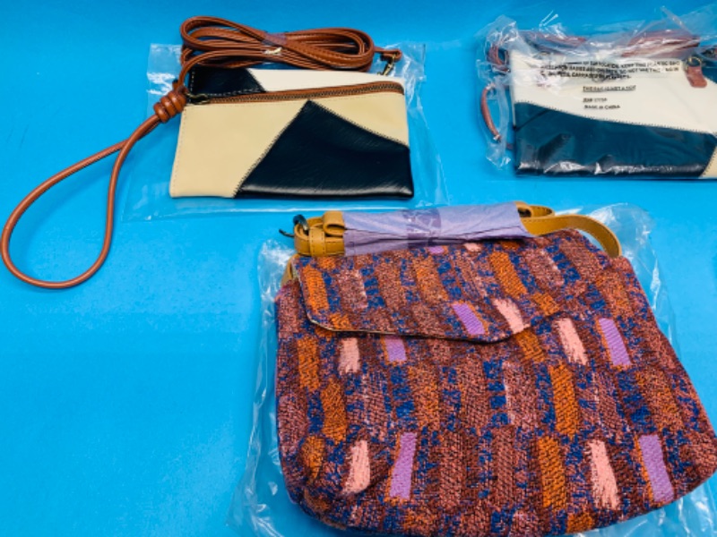 Photo 2 of 625252… 5 purses/ handbags-Universal Thread 
