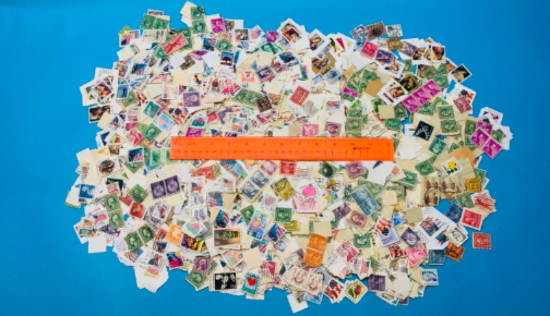 Photo 1 of 625371…1000+ misc used stamps