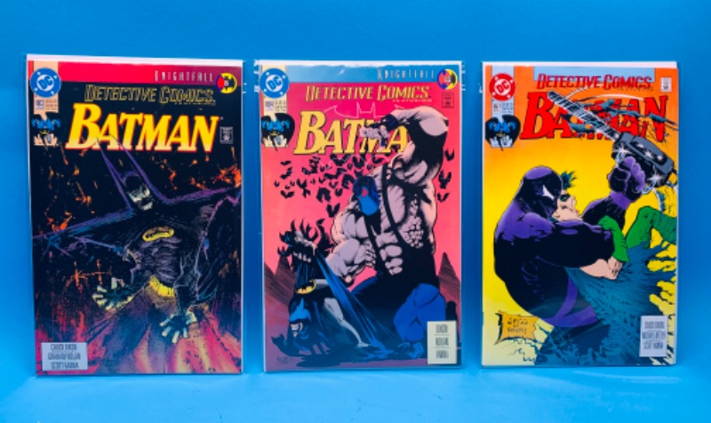 Photo 1 of 625378…3 older Batman comics in plastic sleeves 