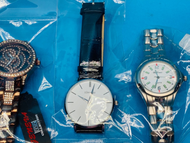 Photo 2 of 625611… 5 men’s fashion watches-will need batteries replaced 