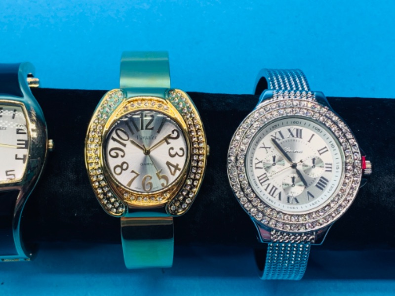 Photo 2 of 625614… 5 ladies fashion cuff watches-will need batteries replaced 