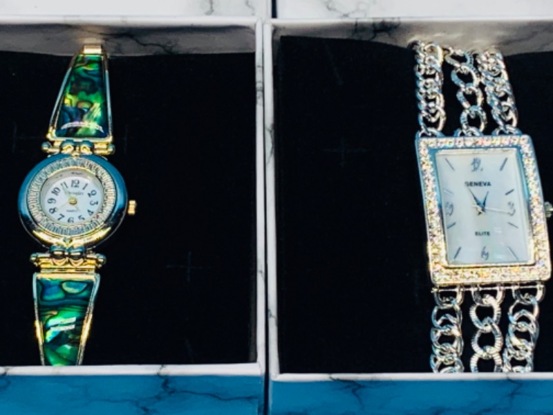 Photo 3 of 625615…3 ladies fashion watches in gift boxes-will need batteries replaced 