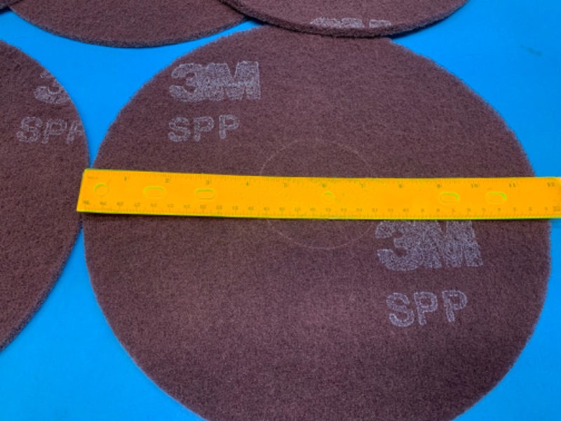 Photo 3 of 625676… 5 large surface preparation pads