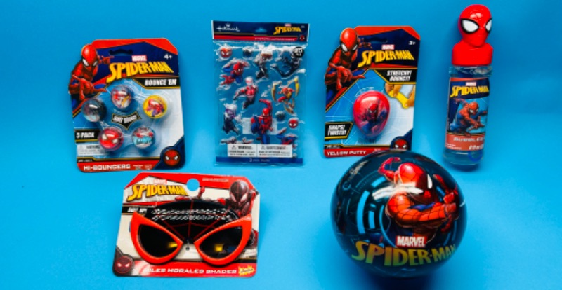 Photo 1 of 625849…kids Spider-Man toys