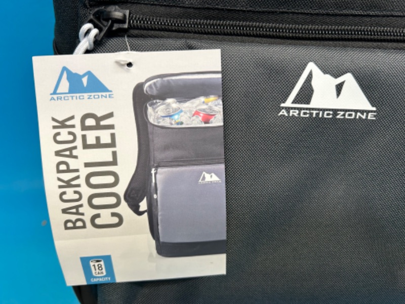 Photo 3 of 625862… Arctic Zone 18 can capacity backpack cooler
