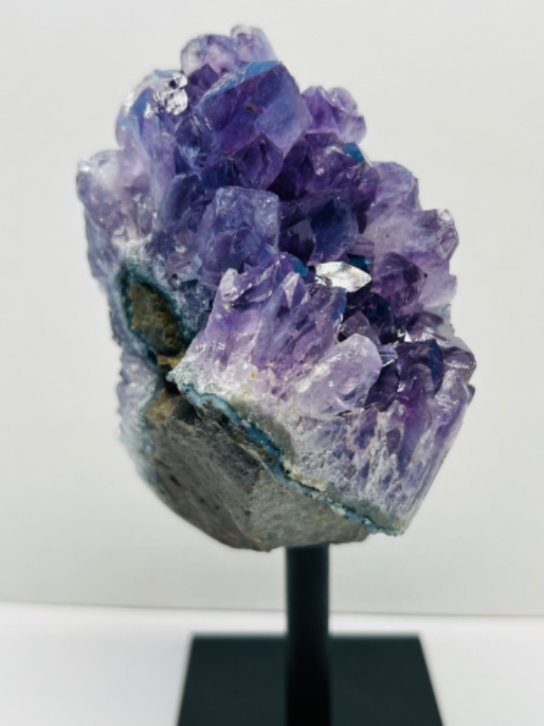 Photo 4 of 626022…5” amethyst crystal rock on stand - height includes display stand 