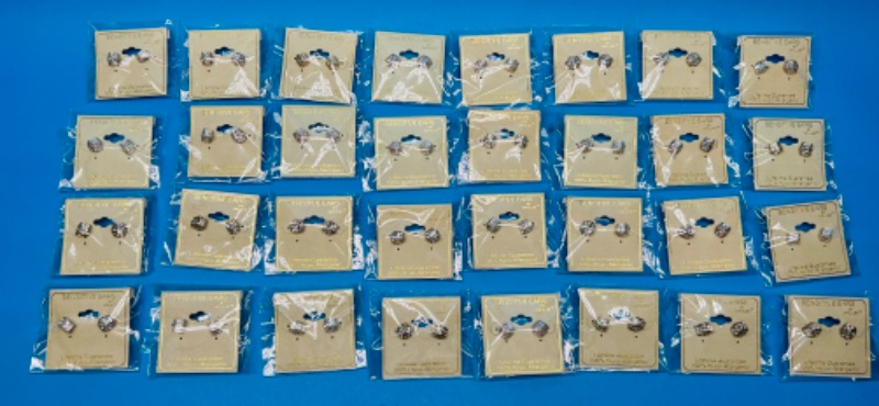 Photo 1 of 626110…32 pairs of sensitive ears hypoallergenic pierced earrings -all the same 