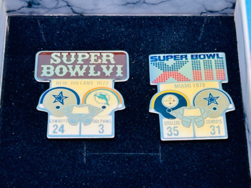 Photo 2 of 626206…2 vintage superbowl pins in gift box 