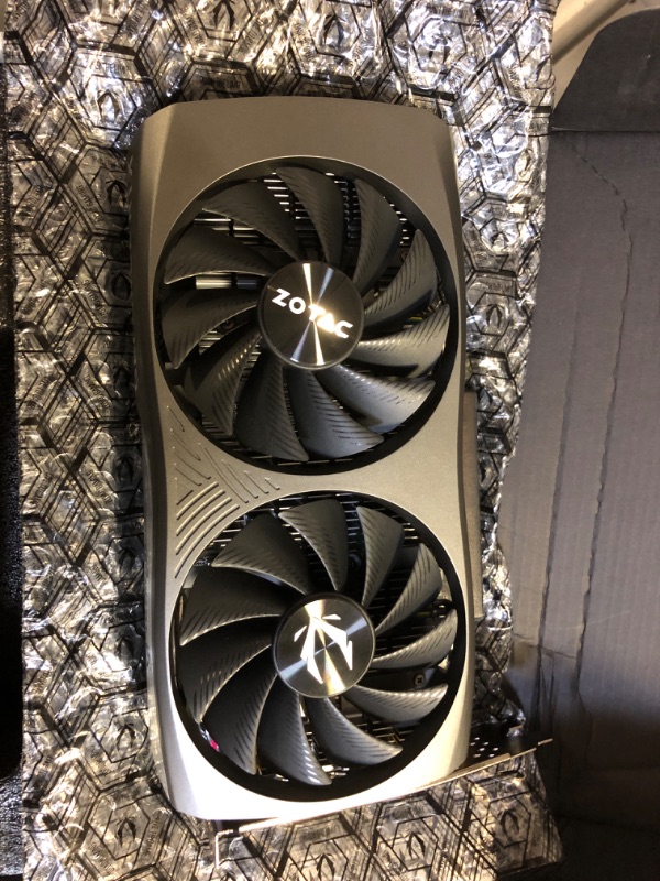 Photo 2 of ZOTAC Gaming GeForce RTX 4060 8GB Twin Edge OC DLSS 3 8GB GDDR6 128-bit 17 Gbps PCIE 4.0 Compact Gaming Graphics Card, ZT-D40600H-10M